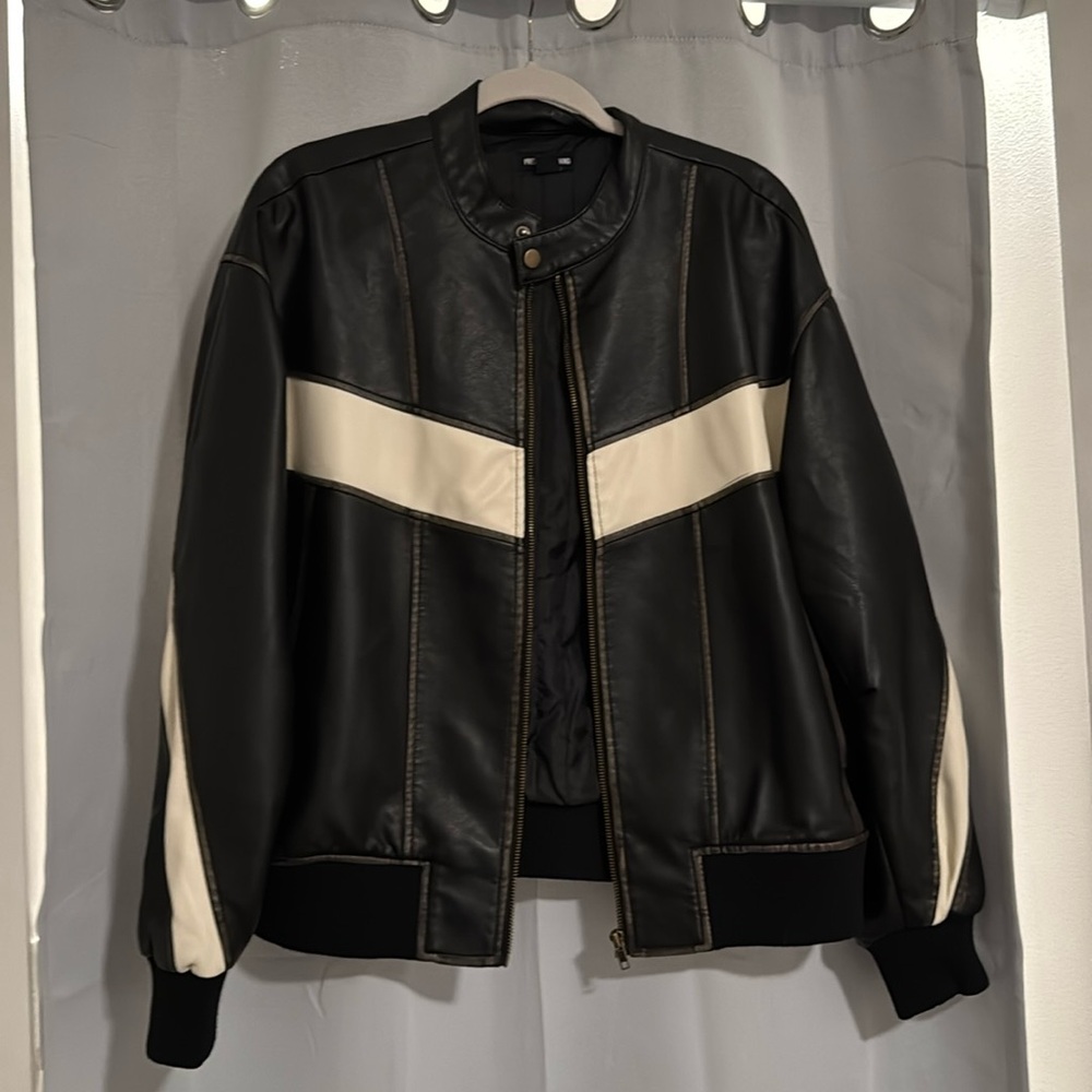 NWOT leather bomber jacket